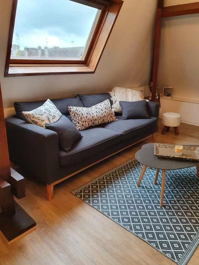 Bel Appartement Ensoleille En Ville Pont-Évêque Екстериор снимка